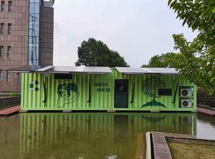 Shenzhen 100KW 200KW 300kw 500KW solar energy storage system complete solar system kit with solar battery inverter batte
